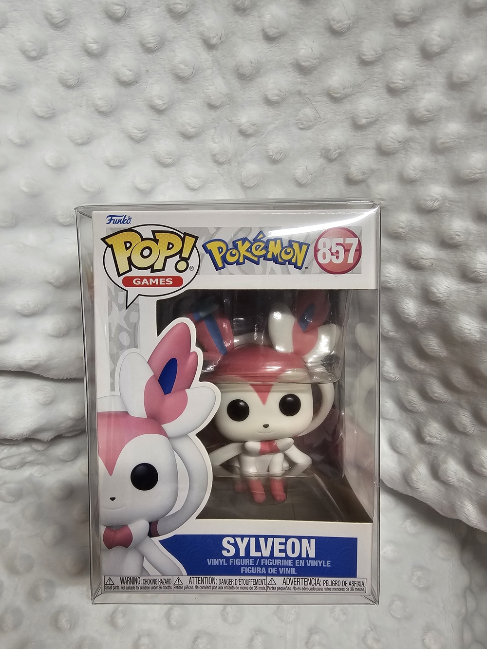 Funko Pop! Pokémon Sylveon #857 Vinyl Figure - White & Pink